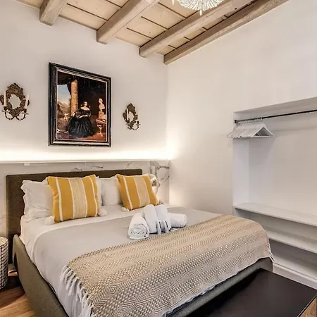 Piazza Dei Renzi Trastevere Building 4 Bedroom With Terrace Rome