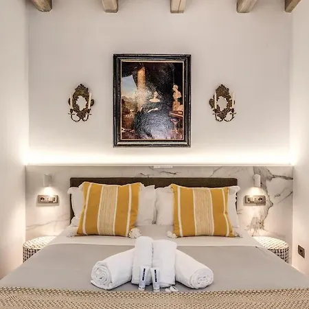 Piazza Dei Renzi Trastevere Building 4 Bedroom With Terrace *