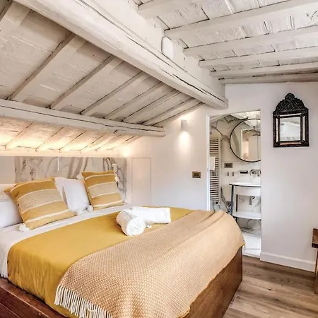 Apartment Piazza Dei Renzi Trastevere Building 4 Bedroom With Terrace Rome
