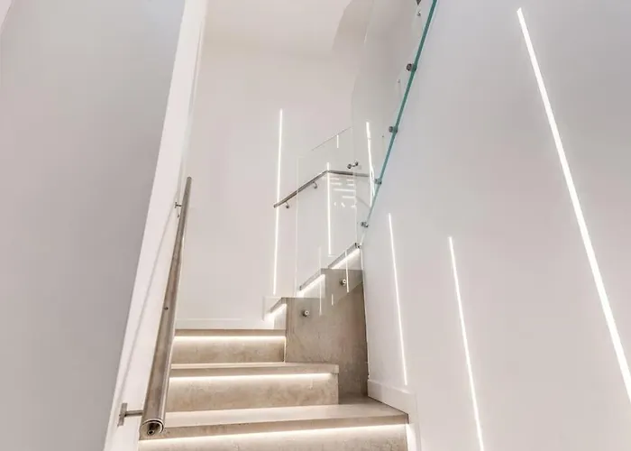 Piazza Dei Renzi Trastevere Building 4 Bedroom With Terrace Apartment Rome