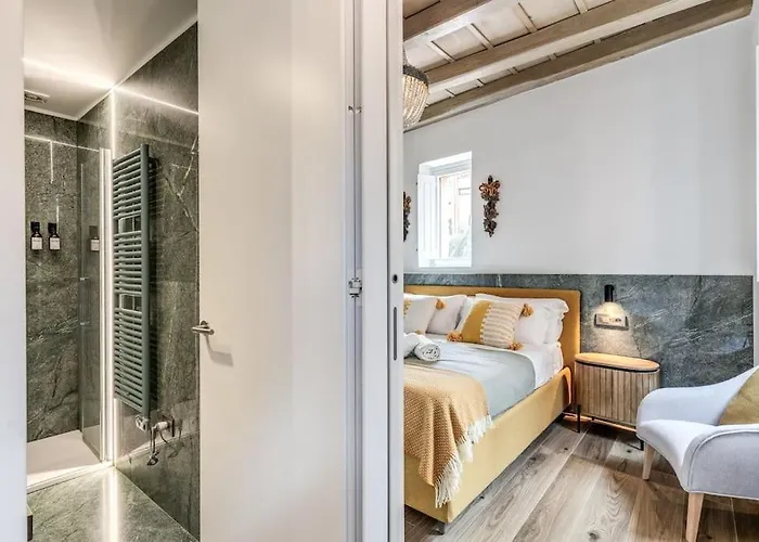 Apartment Piazza Dei Renzi Trastevere Building 4 Bedroom With Terrace