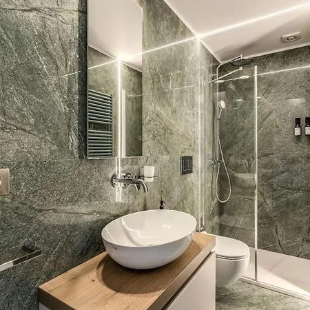Piazza Dei Renzi Trastevere Building 4 Bedroom With Terrace Appartamento *