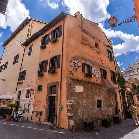 Piazza Dei Renzi Trastevere Building 4 Bedroom With Terrace * Roma